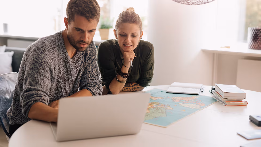Portugueses adiam planos de vida a dois por insegurança financeira